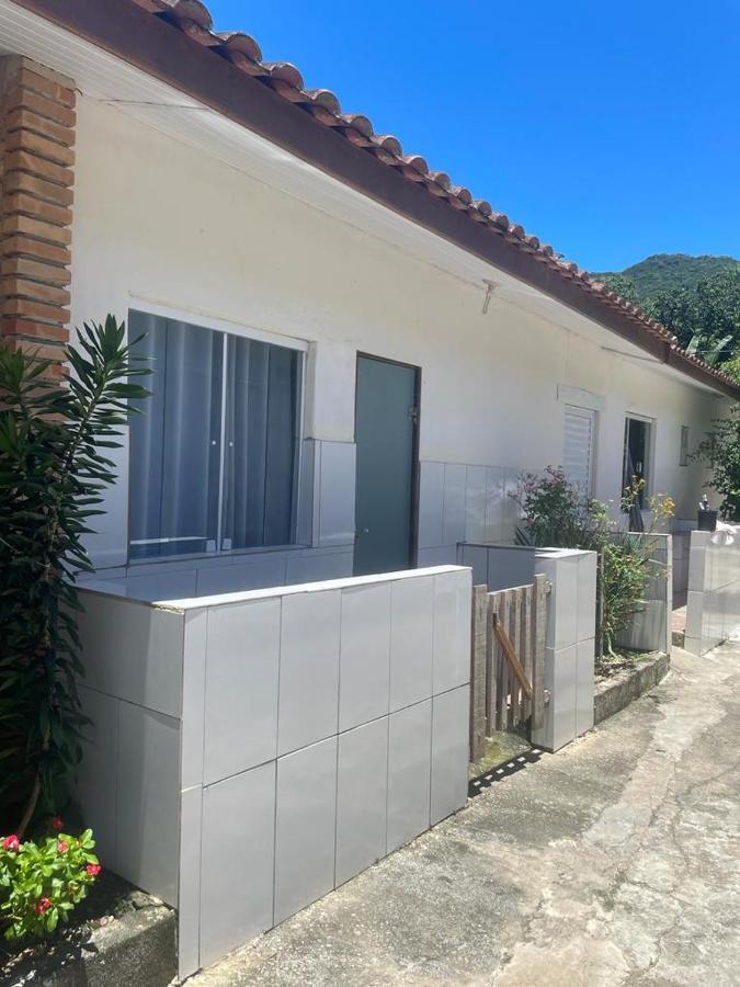 Suites Lesther Ubatuba Bagian luar foto