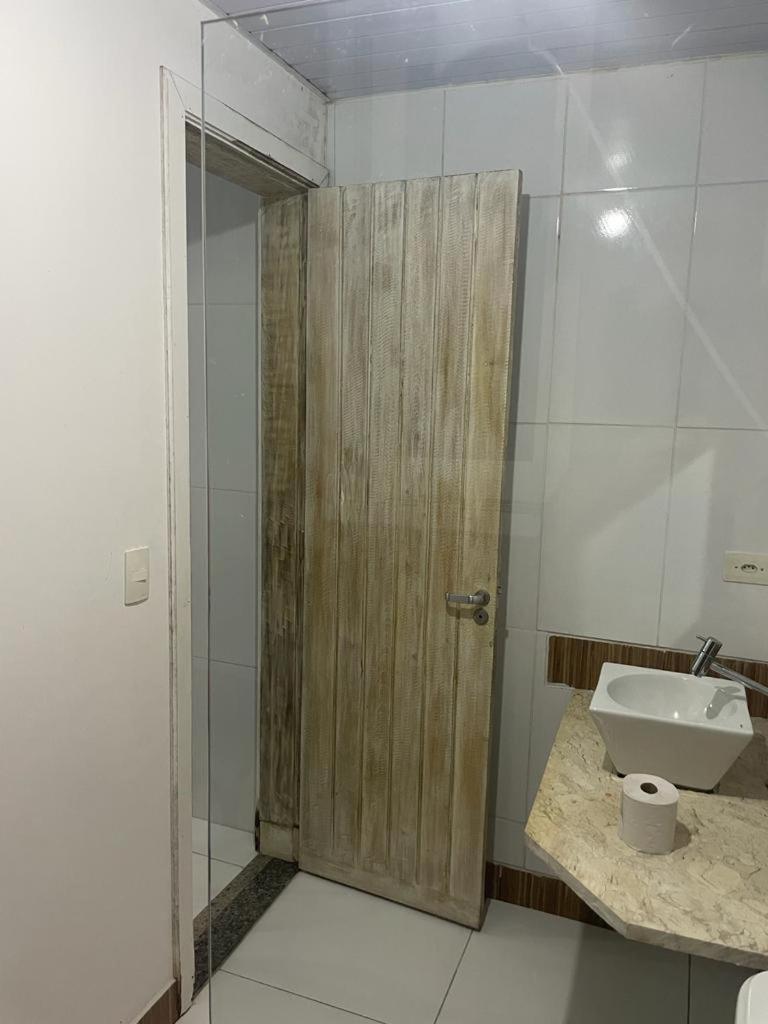 Suites Lesther Ubatuba Bagian luar foto